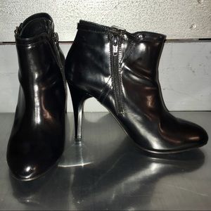 Chloe Black Leather Stiletto Booties